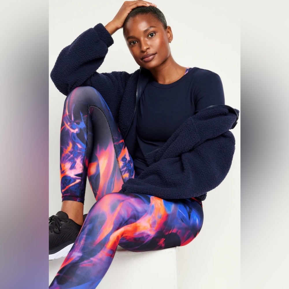 NWT!! Old Navy High-Waisted PowerSoft 7/8 Leggings SZ M